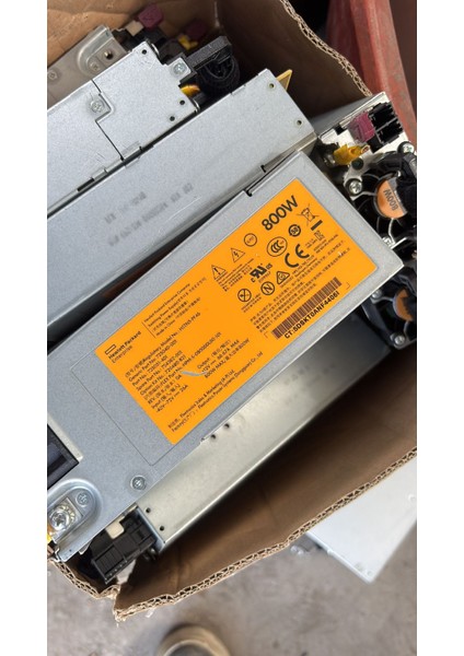 Hewlett Packard Enterprise HSTNS-PF46-1 800W Power Teşhir