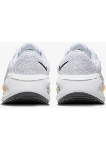 Versair Kadın Beyaz Antrenman Ayakkabı Dz3547-101 modelleri