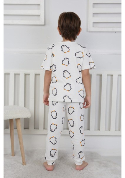 Penguen Desenli Beyaz Erkek Çocuk Pijama %100 Pamuklu
