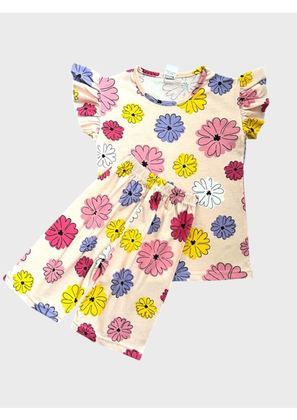 Kız Çocuk Pamuklu Yavruağzı Renk Çiçek Desenli Kısa Kollu Şortlu Yazlık Pijama Takımı