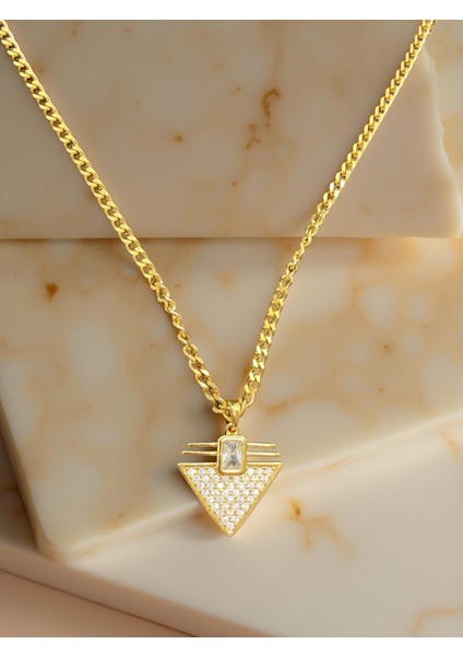 Gold Renk Üçgen Model Çelik Kolye