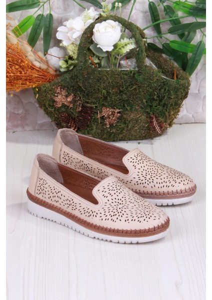 1006 Rahat Lazer Delikli Deri Kadın Ayakkabı modelleri