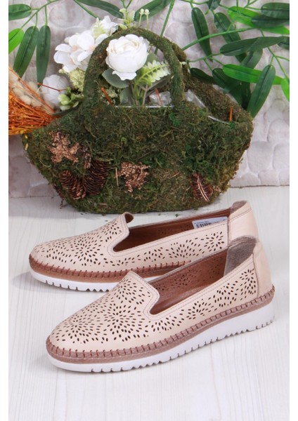 1006 Rahat Lazer Delikli Deri Kadın Ayakkabı fırsatları