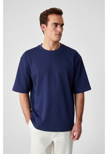 Hıson Erkek Relaxed Bisiklet Yaka Kısa Kollu Lacivert T-Shirt