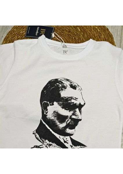 Atatürk Baskılı T-Shirt fiyatları