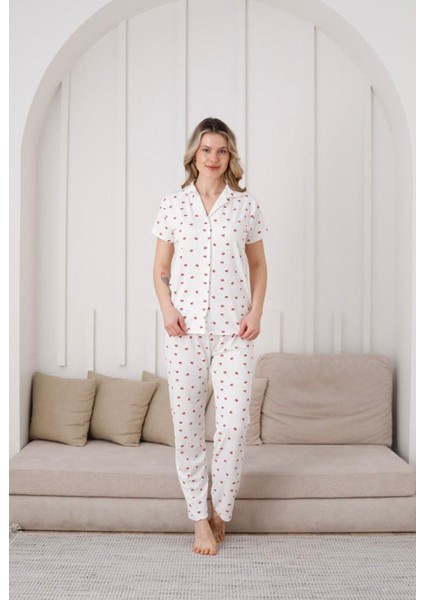 Işılay Beyaz Kirazlı Önden Düğmeli Milan Kumaş Kısa Kollu Bayan Pijama Takımı 3100-B