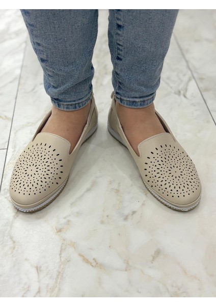 Ortapedik Tabanlı Günlük Yumuşak Kadın Ayakkabı - Şık Ve Rahat Tasarım modelleri