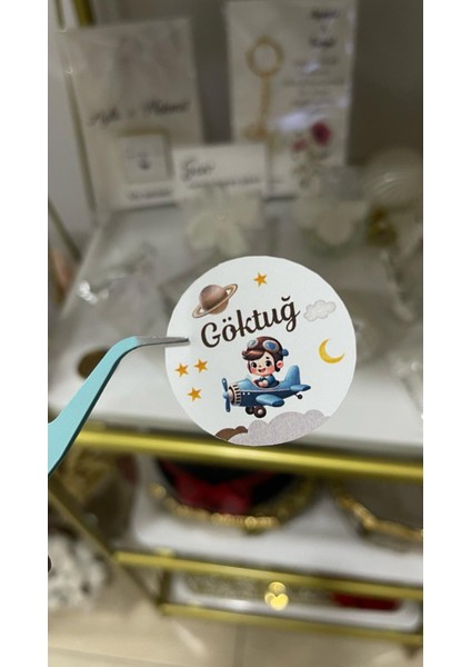 Yenidoğan Çikolata Etiketi 3,5x3,5 cm 70 Adet Kişiye Özel - Arletikettasarım