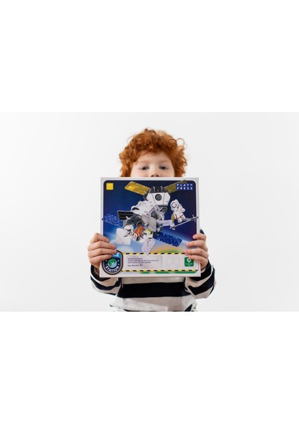 - Story Playset - Space Station