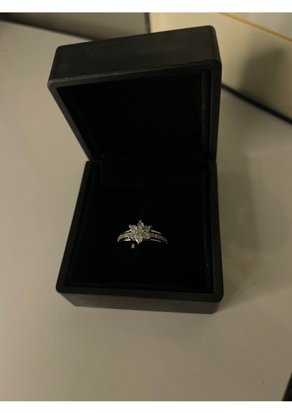 Çelik Lotus Çiçek Model Taşlı Yüzük fırsatları