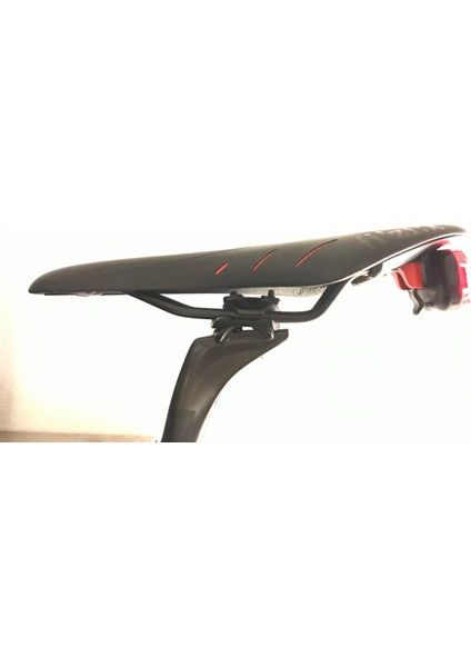 Planet Bike / Smart LED Işıklar Için Fizik Ics Entegre Klips Sistemi Sele Adaptörü