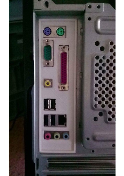 Asus P5LD2-X Anakart Için G/ç Kalkanı