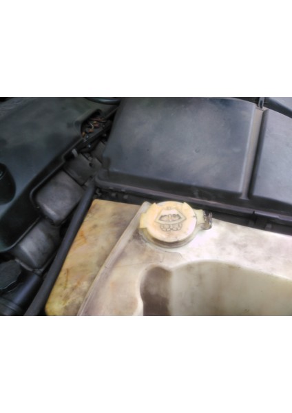 Mercedes Benz ml Mk1 (W163) Yedek Ön Cam Sıvı Kapağı
