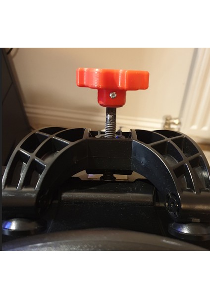 Thrustmaster T150 - Kelepçe Vidası V2