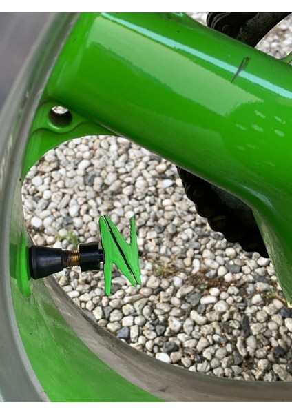 Kawasaki Lastik Valf Kapağı Schrader Valf Z250 Z300 Z650 Z750 Z800 Z900 Sadece Plastik Aparattır.