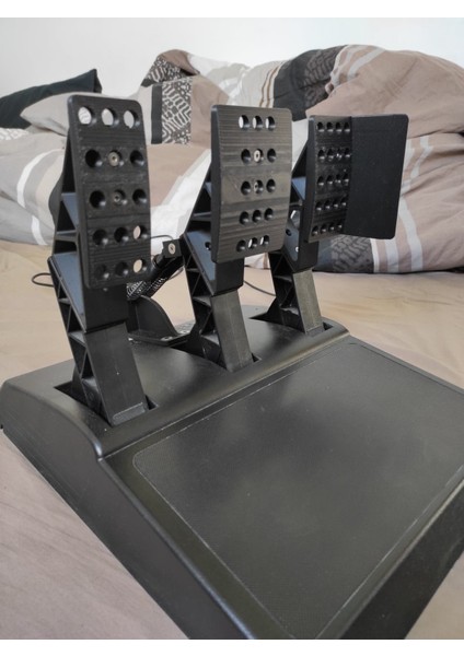 Thrustmaster Pedal Yükseltici