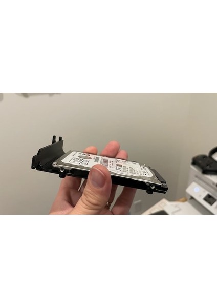 Düşük Profilli Pcı Yuvası 2,5" Hdd/ssd Montajı Sadece Plastik Aparattır.