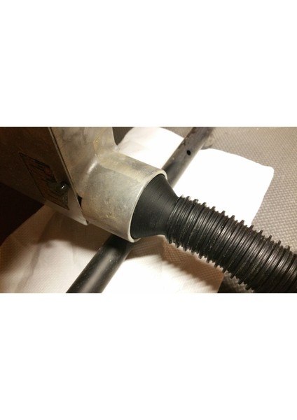 Vakum Adaptörü - Küçük Atölye Vac'ından Dewalt DW745 Kompakt Masa Testeresine Sadece Plastik Aparattır.