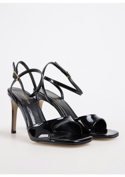 Siyah Kadın Stiletto Bıllıe