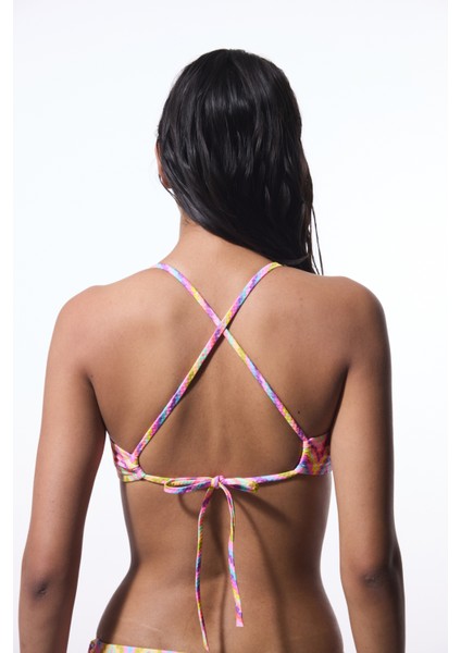 Zigzag Desenli Bikini Üstü fiyatları