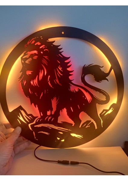 Ormanlar Kralı Aslan LED Işıklı Ahşap Mdf Duvar Dekoru Tablo 40 cm