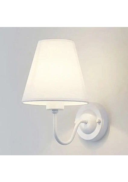 Şık modern duvar aplik abajur, metal gövde, E27 duy, beyaz renk, elektrikle çalışır