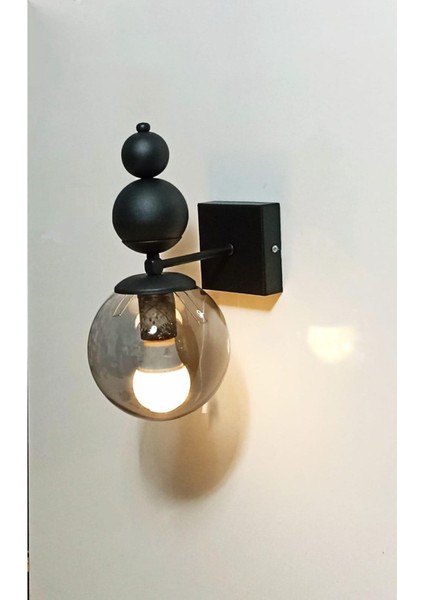 Şık Siyah Metal Camlı Pilli Aplik, Renkli ve Özel Tasarım Ampul ile Tek Adet