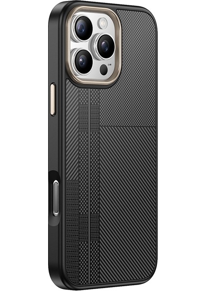 iPhone 16 Pro Max Kılıf M-Safe Şarj Özellikli Karbon Fiber Görünümlü Rntc Antina Kapak - Siyah-Yeşil