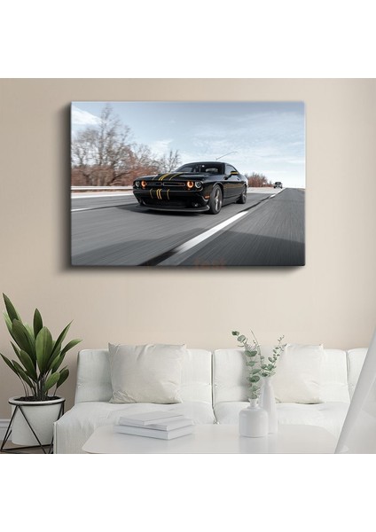 Dodge Challenger - Çift Sarı Şeritli Amerikan Muscle Car Kanvas Tablo