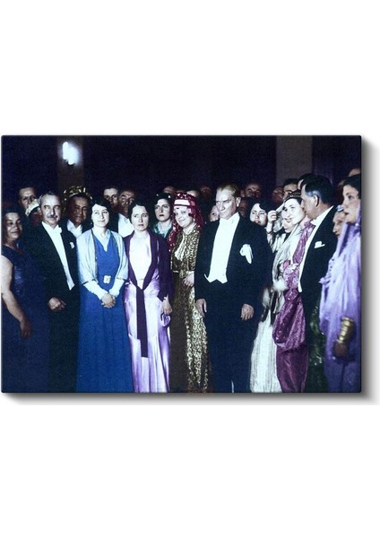 Cumhuriyet Balosu - Atatürk'ün Modern Türkiye'si Kanvas Tablo fiyatları