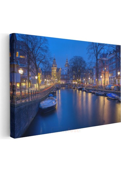 Amsterdam Kanalları - Gece Işıklarında Tarihi Evler Kanvas Tablo modelleri
