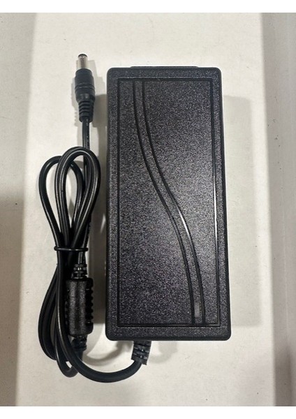 24 Volt 3 Amper Adaptör 24 Volt 3 Amper 5.5 mm 2.5 mm Adaptör