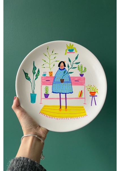 Seramik Duvar Tabağı | Leoni | Illustration | 25 cm | El Yapımı | Unique | Çok Renkli fiyatları