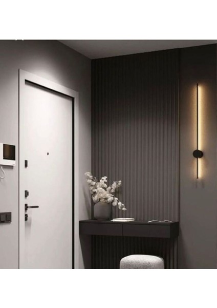 Modern Dekoratif LED Duvar Aplik 70 cm Günışığı Siyah Kasa