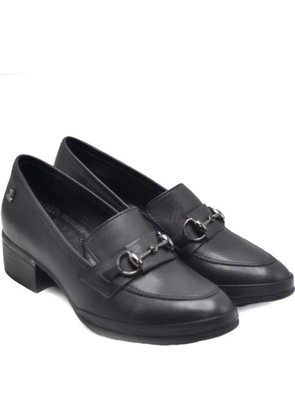 Kadın Topuklu Deri Ayakkabı Siyah 2312530y