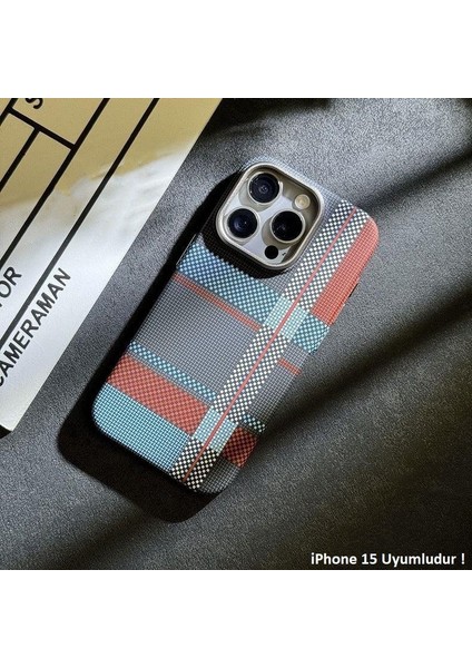 iPhone 15 Magsafe Uyumlu Kılıf Carbon Desenli Premium Kapak