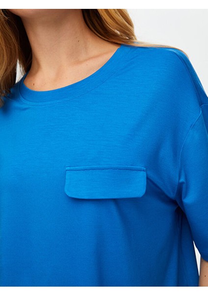 Göğüs Cep Detaylı Yuvarlak Yaka Kısa Kol T-Shirt S25TSH058 fırsatları