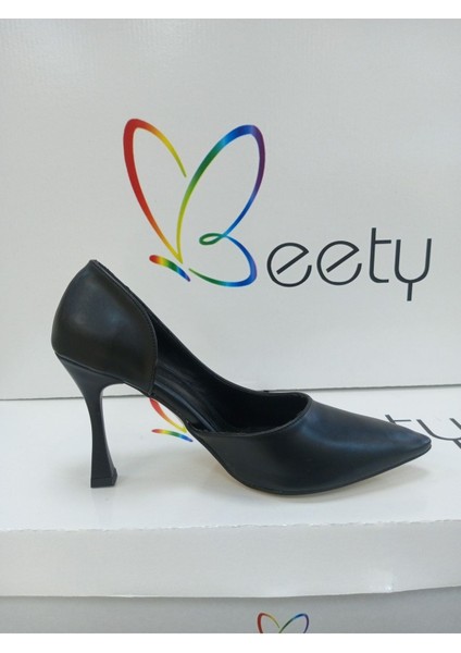 Moda Rüzgar Siyah Stiletto