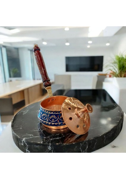 Bakır Tütsülük Bakır Buhurdanlık Gezdirme Tamamen El Işlemeli Mavi Renk Ahşap Kulplu modelleri