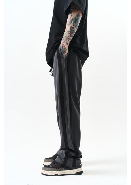 Erkek 2'li Şerit Detaylı Interlok Baggy Eşofman Altı Füme modelleri