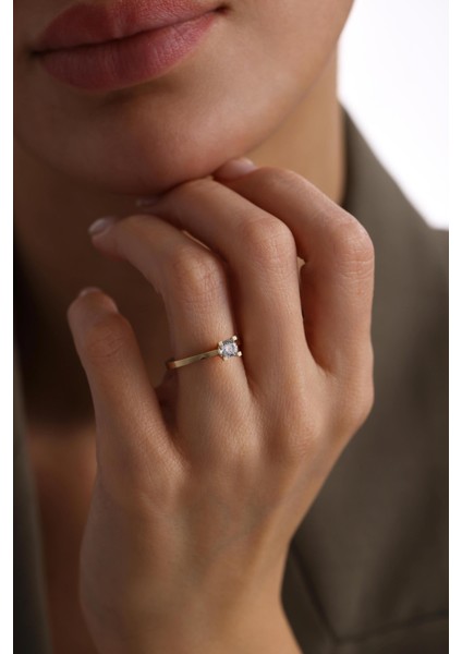 14 Ayar Sarı Tektaş Altın Yüzük