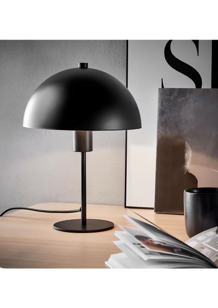 Modern Siyah Metal Masa Lambası, Şık ve Dekoratif Abajur Tasarımı
