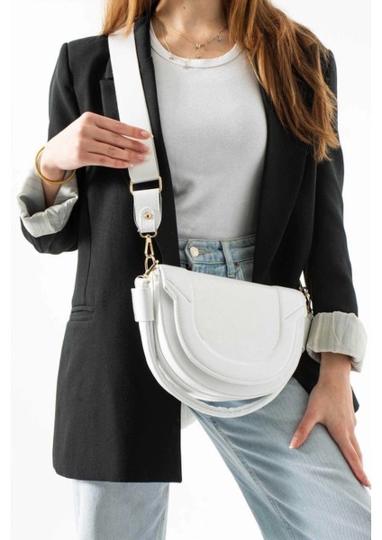 Medusa Beyaz Kontrast Dikişli Kolon Askılı Kadın Omuz Çantası