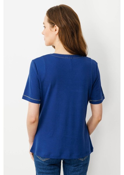 Kadın Açma Yaka Önü Cepli Pamuklu T-Shirt Lacivert indirimleri