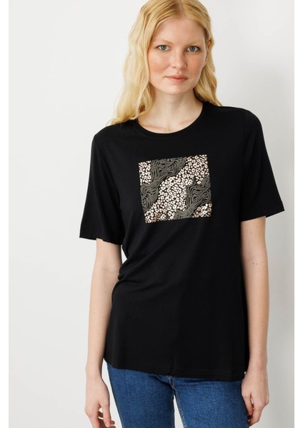 Kadın Sıfır Yaka Önü Taş Baskılı Penye T-Shirt Siyah fiyatları