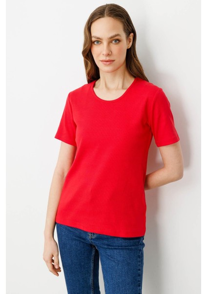 Kadın Sıfır Yaka Kısa Kol Pamuk Kaşkorse T-Shirt Kırmızı fırsatları