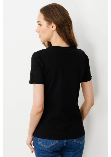 Kadın Yakası Düğmeli Pamuk Kaşkorse T-Shirt Siyah fırsatları