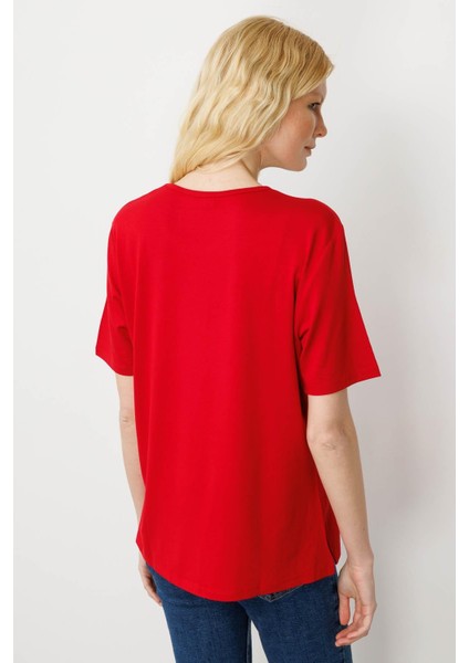 Kadın Sıfır Yaka Basic Penye T-Shirt Kırmızı modelleri