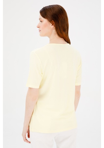 Kadın Sıfır Yaka Kısa Kol Love Yazılı Penye T-Shirt Sarı modelleri