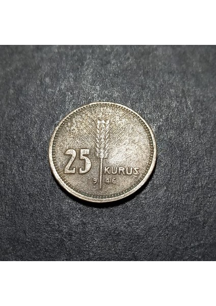 39963680E00B741342 Kızıl 25 Kuruş 1946 (R) Topmermisi Çt+/ççt Eski Madeni Para